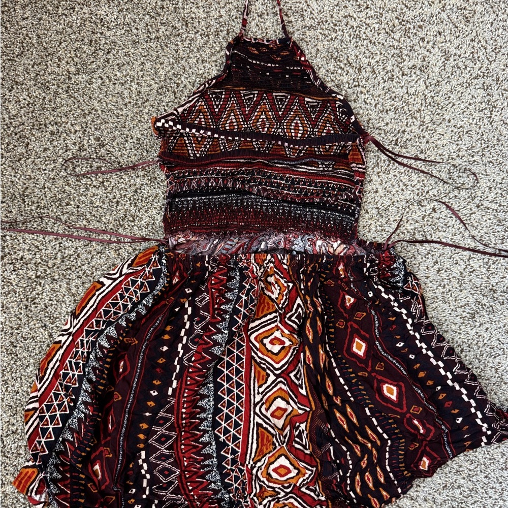 Lulu’s Aztec Halter Cami - Picture 2 of 4